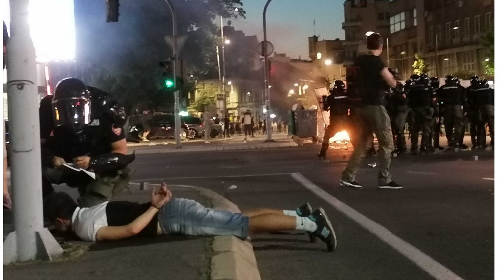 Oslobođenje - Protesti U Srbiji: Opet Sukobi Demonstranata I Policije U ...