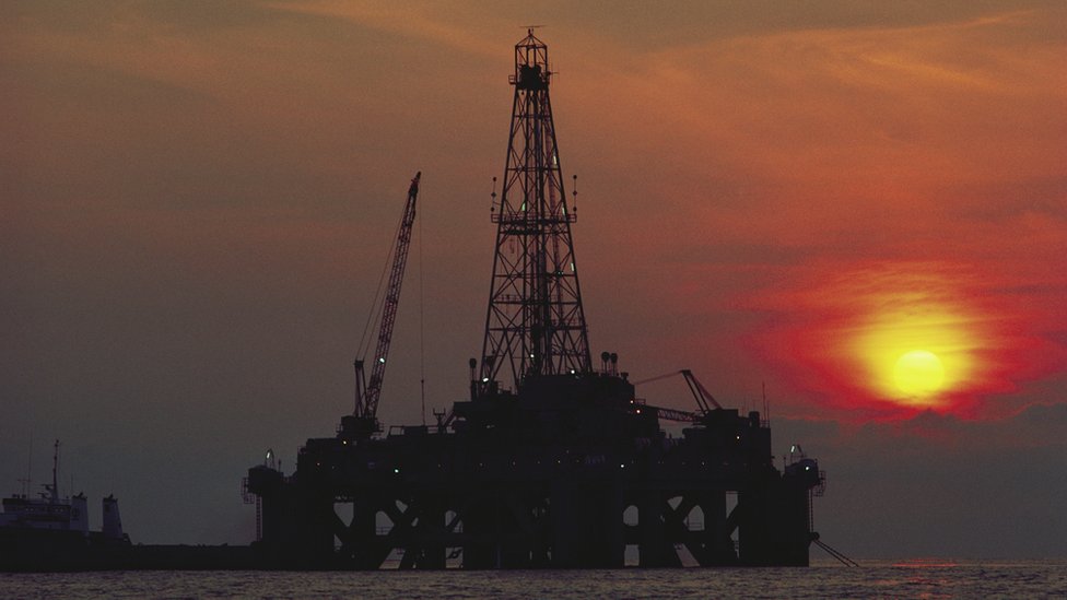 Plataforma petrolera en el golfo de México