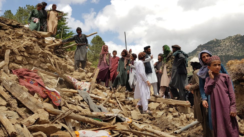 زلزال يضرب شمال شرق أفغانستان ويسفر عن مقتل شخصين