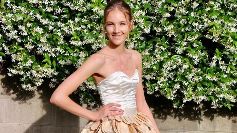 Mango dress: Teen makes 1,400-mango gown to highlight food waste