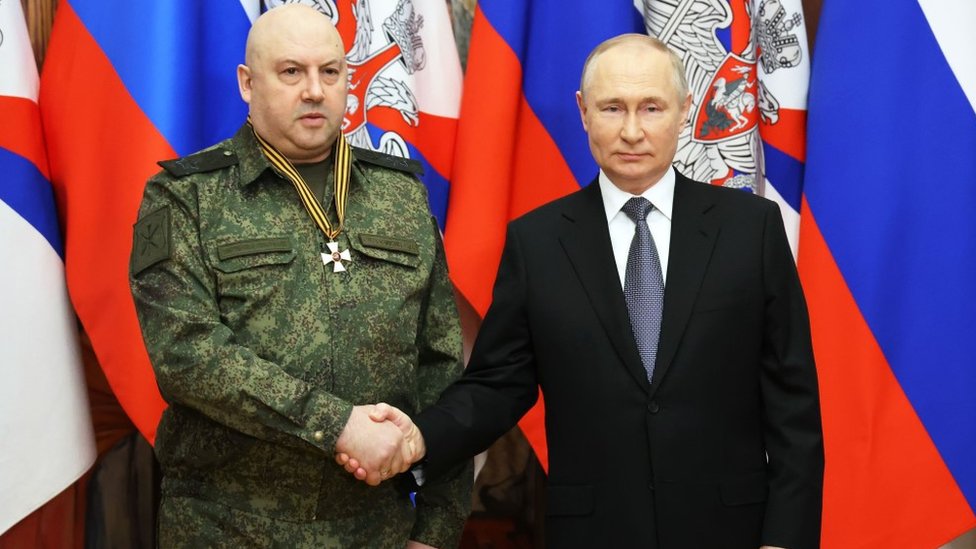 surovikin i putin