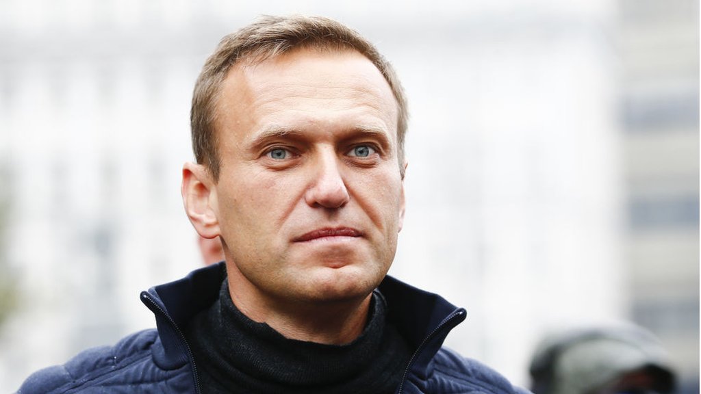 Alexei Navalny: Plane leaves Germany to collect 'poisoned' critic