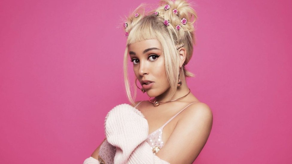 doja cat: Doja Cat faces intense backlash for calling fans 'miserable