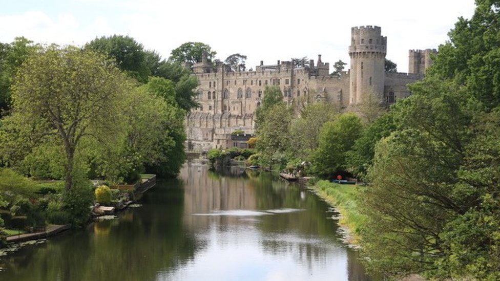 queen s platinum jubilee warwick bids for city status bbc news