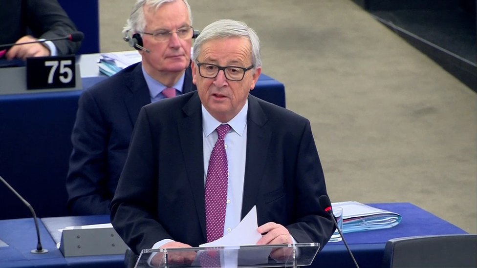 Жан-Клод Юнкер выступает в Европейском парламенте