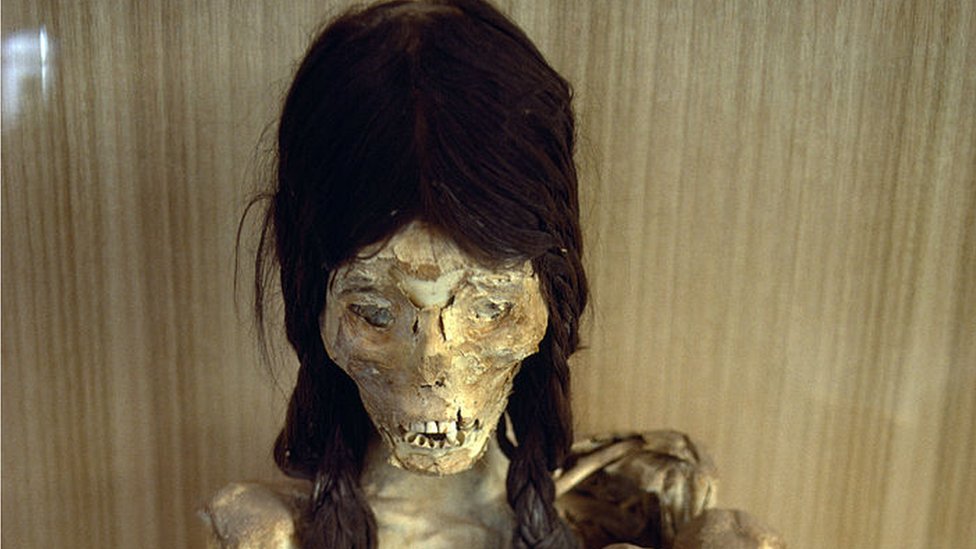 Momia de una niña. Antofagasta, San Pedro de Atacama, Chile