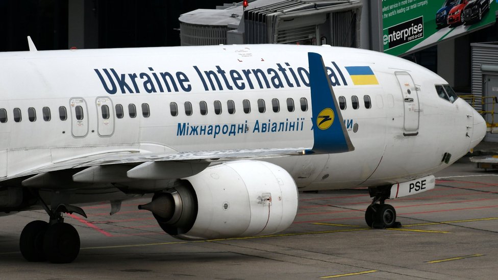 一架烏克蘭國際航空波音737-800客機停在德國杜塞爾多夫機場（24/9/2019）