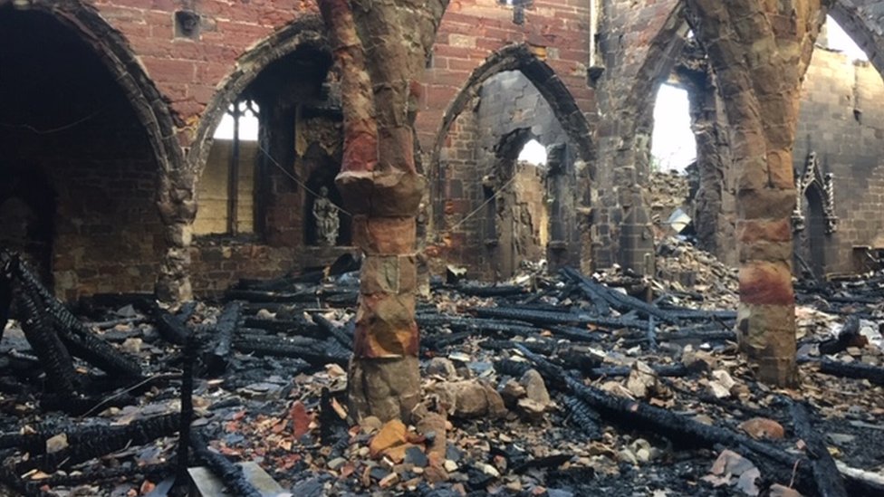 Повреждения церкви от пожара