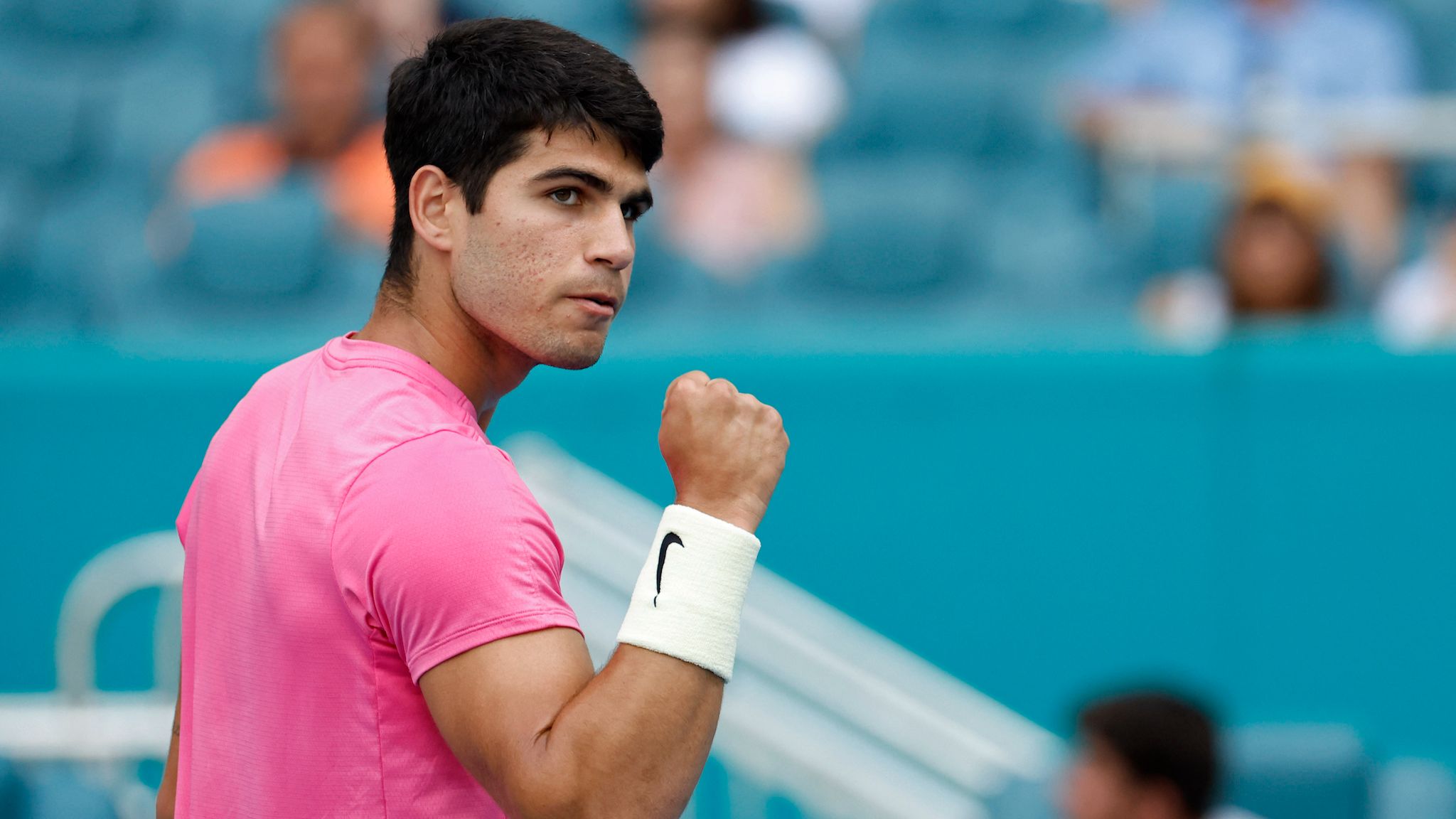 Miami Open: Carlos Alcaraz beats Tommy Paul to reach quarter-finals, Elena Rybakina throug...