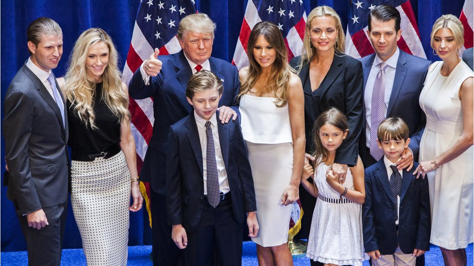 Tramp, sa suprugom Melanijom i decom, najavljuje predsedničku kandidaturu