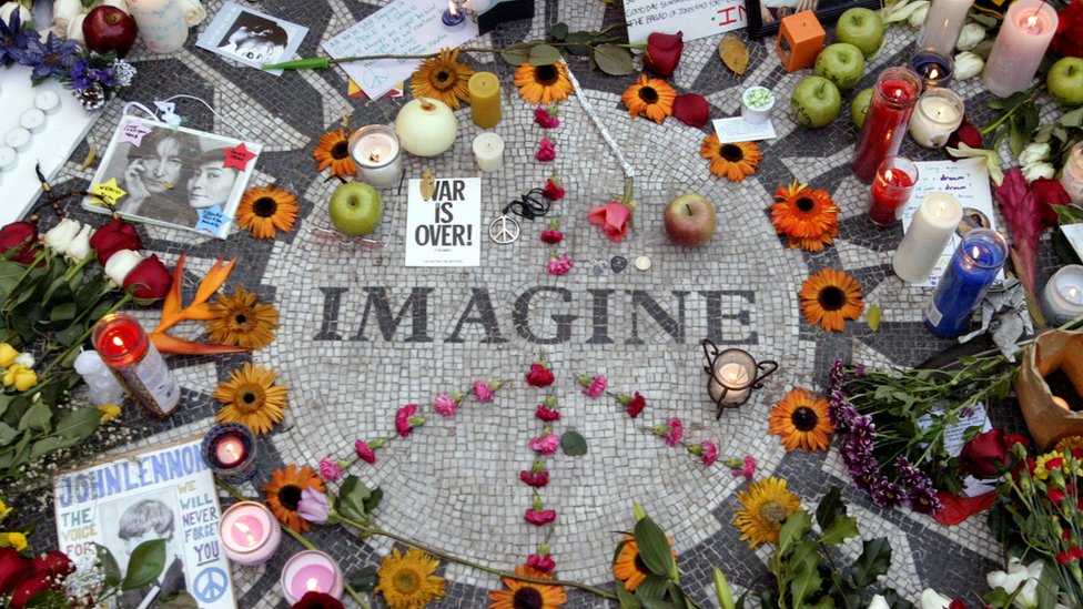 Fans honour John Lennon with a memorial in Central Park's Strawberry Fields in 2005