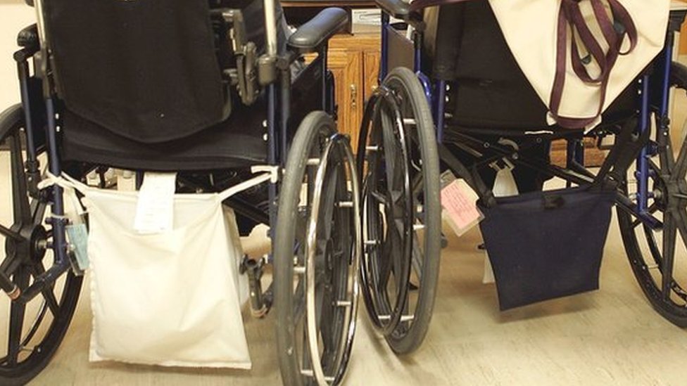 Общее изображение - инвалидные коляски