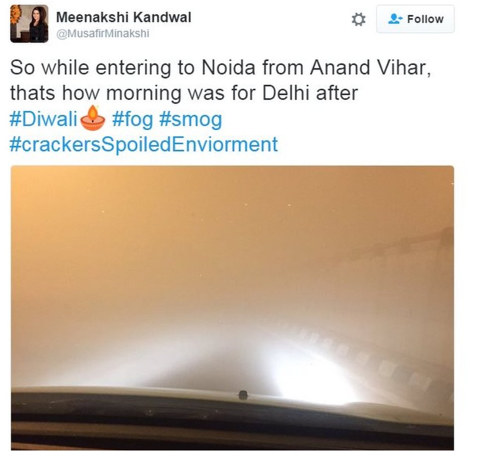 Итак, при въезде в Нойду из Ананд Вихар, именно таким было утро для Дели после #Diwali #fog #smog #crackersSpoiledEnviorment