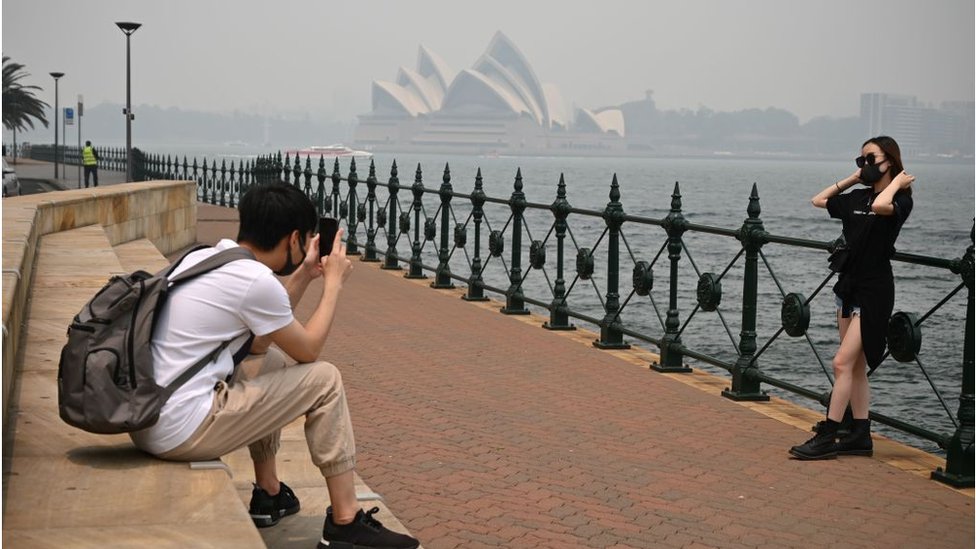 December 2019 saw tourists in Sydney don masks to cope with wildfire smoke