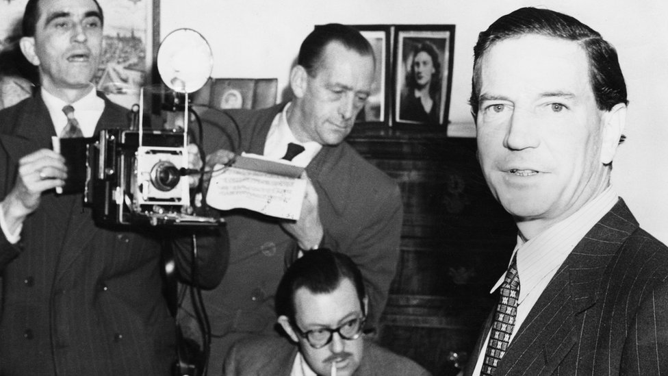 El exespía británico Kim Philby era amigo de Budanov y facilitó secretos al Kremlin antes de desertar e irse a la URSS en 1963. Kim Philby.