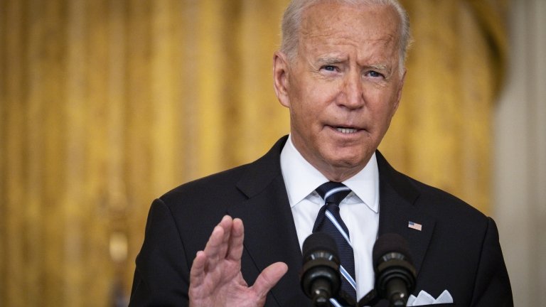 Afghanistan crisis: Biden says no American will be left behind