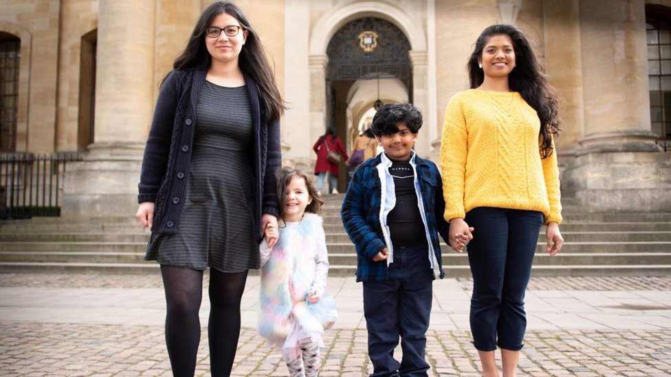 Pregnant At Oxford University Juggling Motherhood With Studying Bbc News