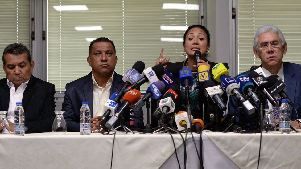 Los cuatro gobernadores que desoyeron a su partido y a la MUD y se juramentaron ante la Asamblea Constituyente. Los cuatro gobernadores de AD.