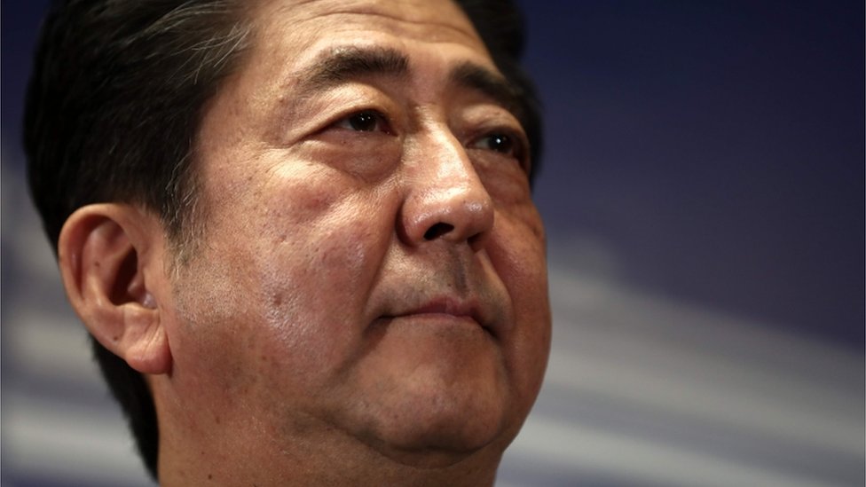 Japan election: Shinzo Abe set for record tenure - BBC News