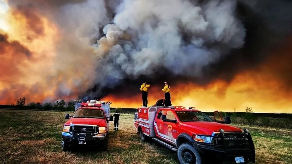 В Канаде полыхают необычно сильные лесные пожары, задымлены даже Нью-Йорк и Вашингтон
