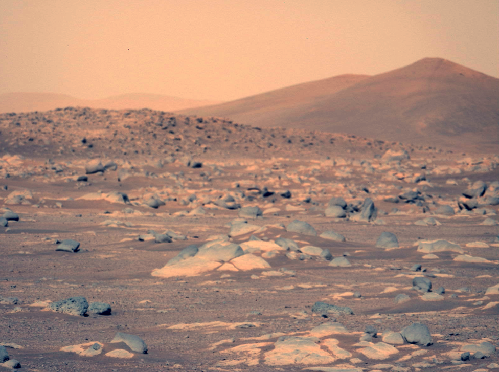 Mars surface using Left Mastcam-Z camera