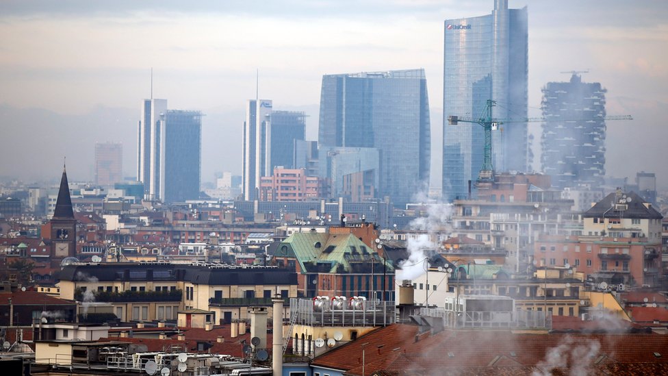 Italy smog: Milan bans cars for three days to fight ...