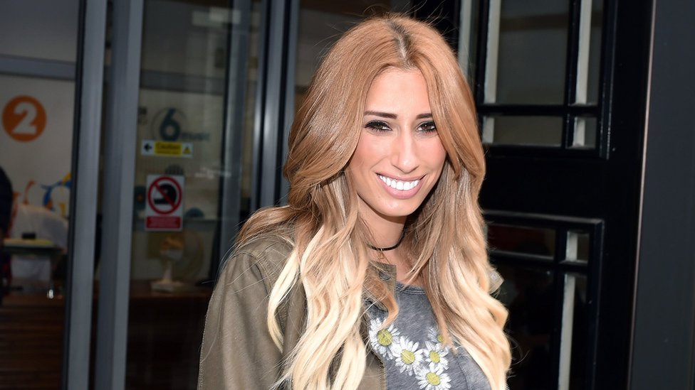 Stacey Solomon shows off 'muffin tops and saggy boobs' in