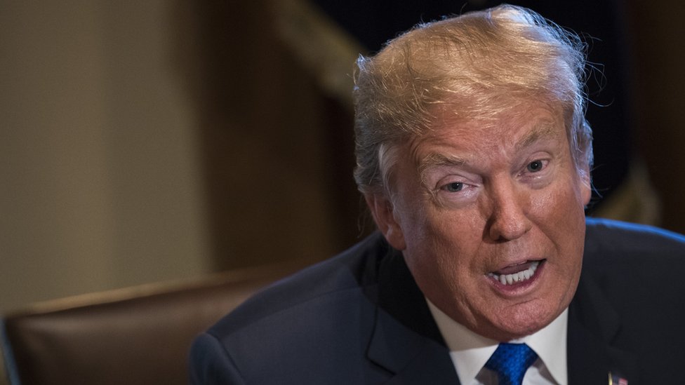 Las sanciones financieras impuestas por Estados Unidos empiezan a afectar a las arcas del gobierno de Caracas. Donald Trump.