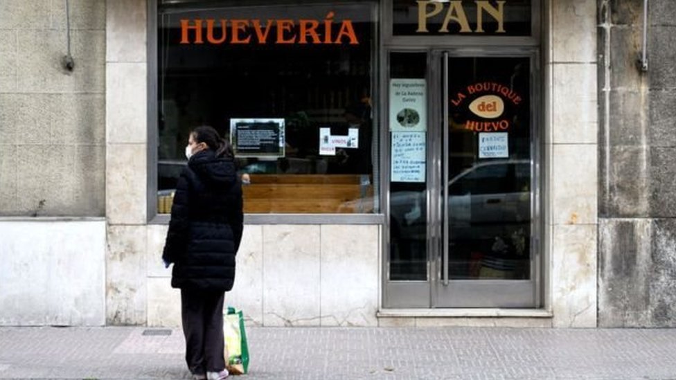 Pandemiya ABŞ iqtisadiyyatına ciddi zərbə vurub