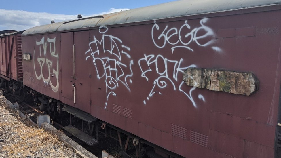 Граффити Swanage Railway