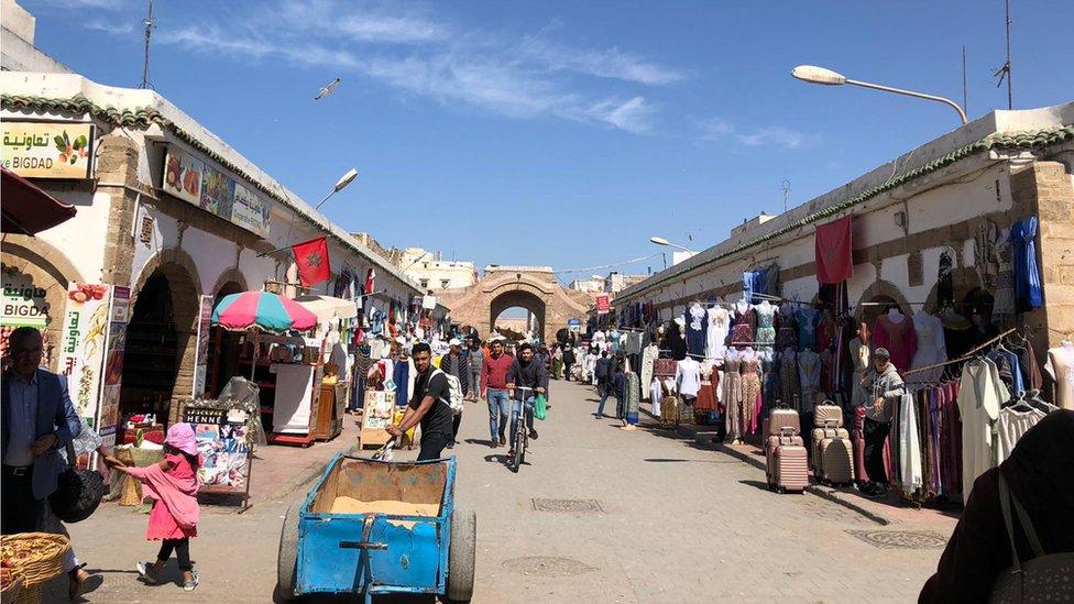 摩洛哥遊戲景點大部分只剩下當地人。