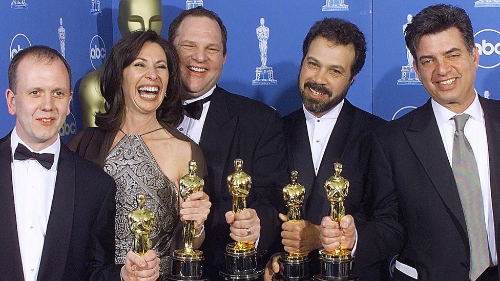 Los productores de Shakespeare enamorado, ganadores de la Mejor Película en 1998.