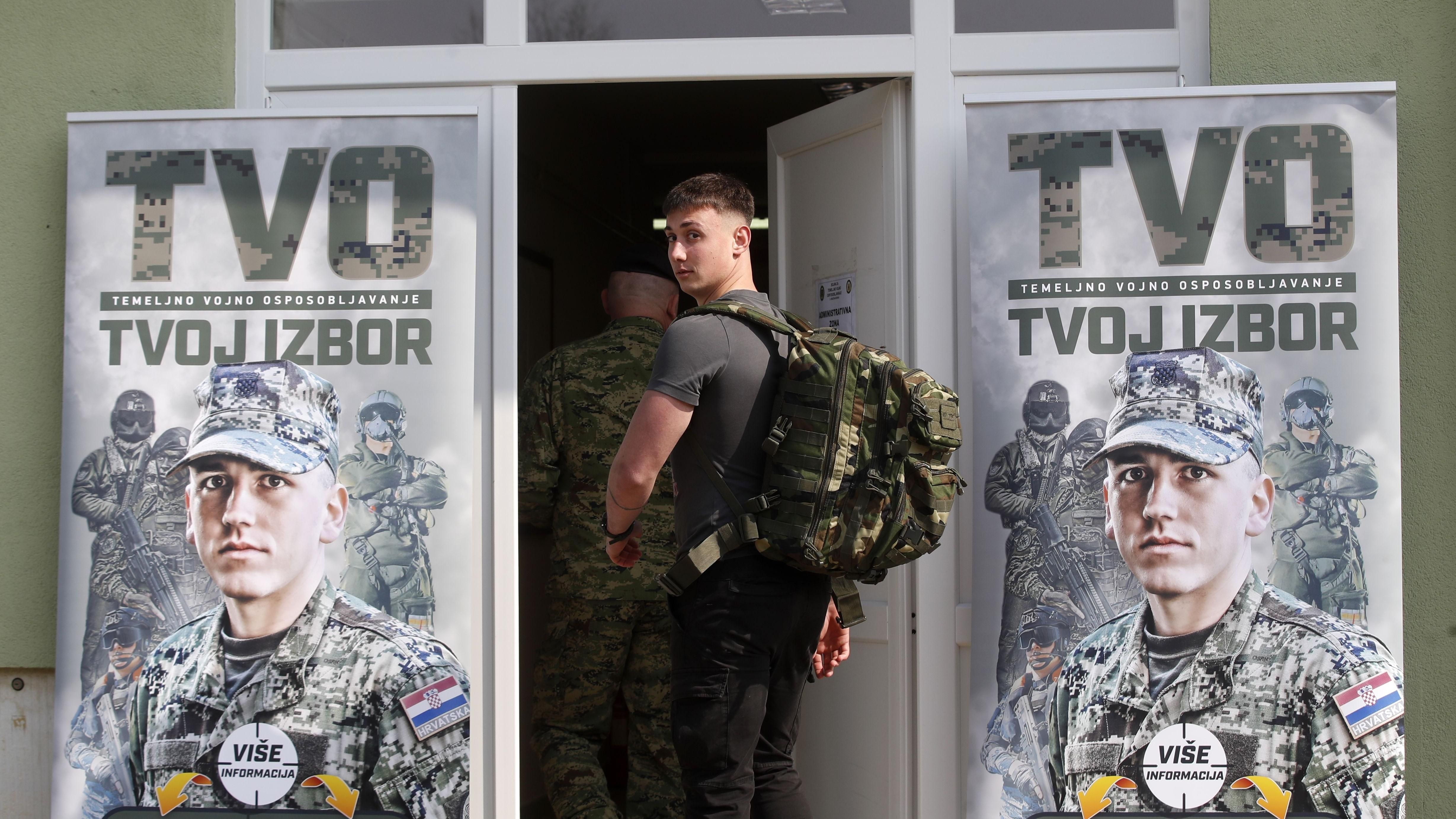 Hundreds of teenagers report for duty as Croatia reinstates conscription