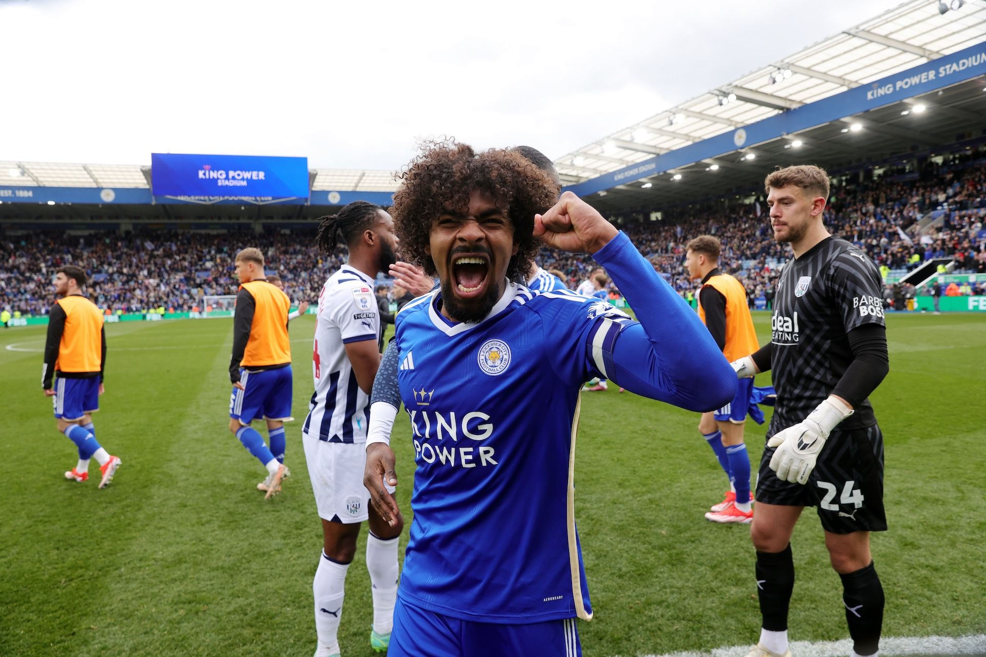 Leicester City: Hamza Choudhury - 'a one-man wrecking ball' - BBC Sport