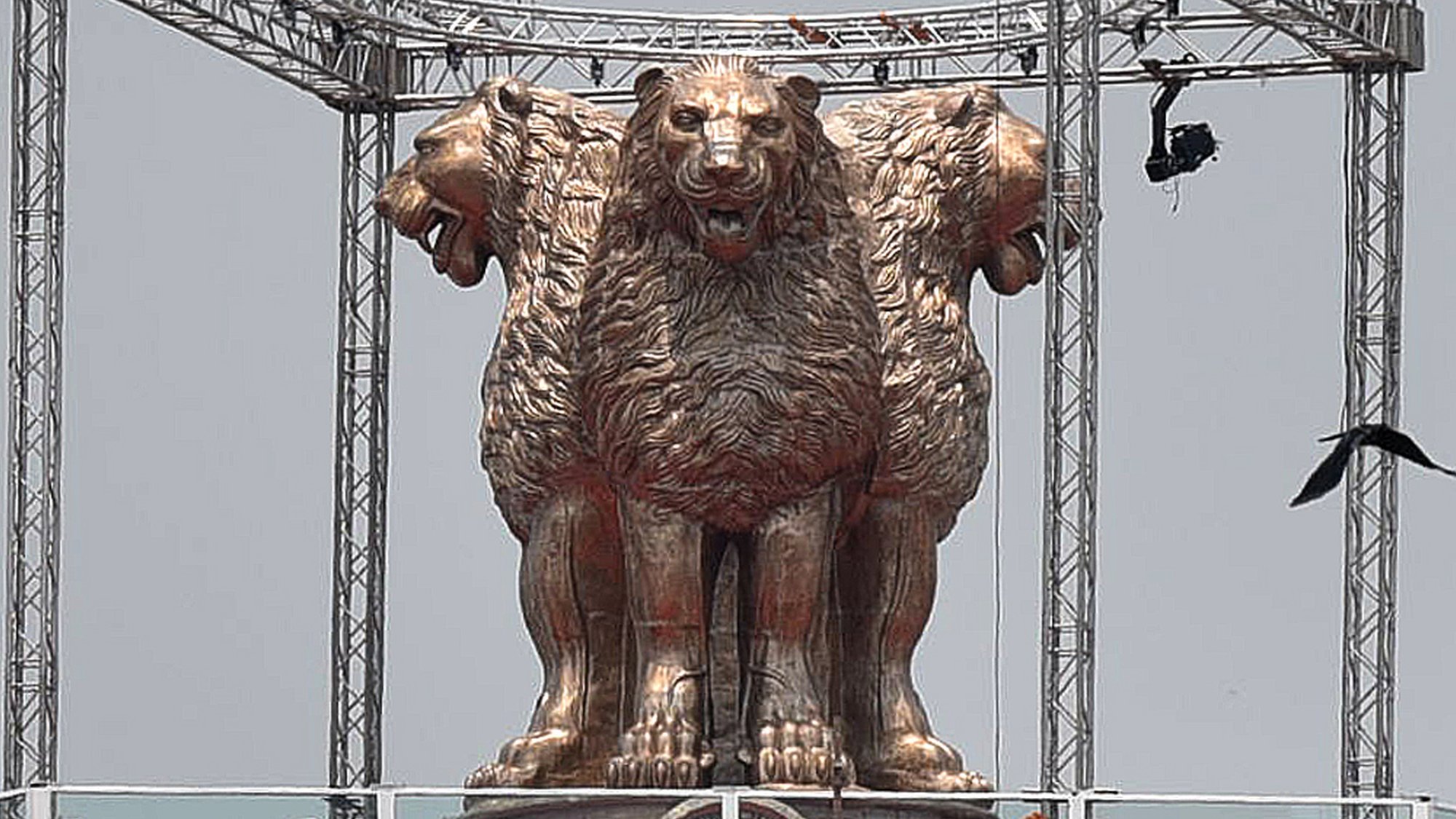 National emblem: India rejects criticism over 'snarling' lion statue - BBC  News