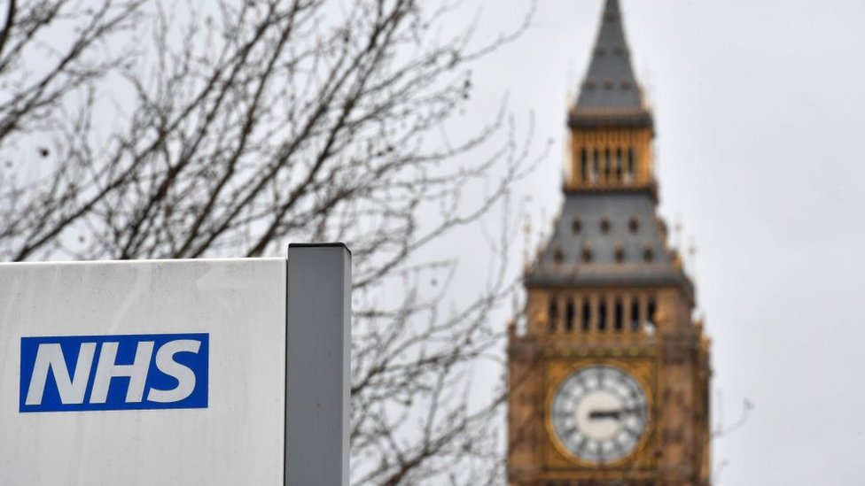 El Servicio Nacional de Salud (NHS, por sus siglas en inglés) es constante tema de debate en Reino Unido. NHS y Big Ben