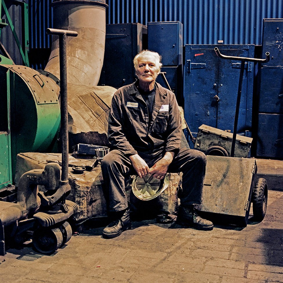Питер О’Каллаган, слесарь-шлифовальный станок, 15 лет на заводе
