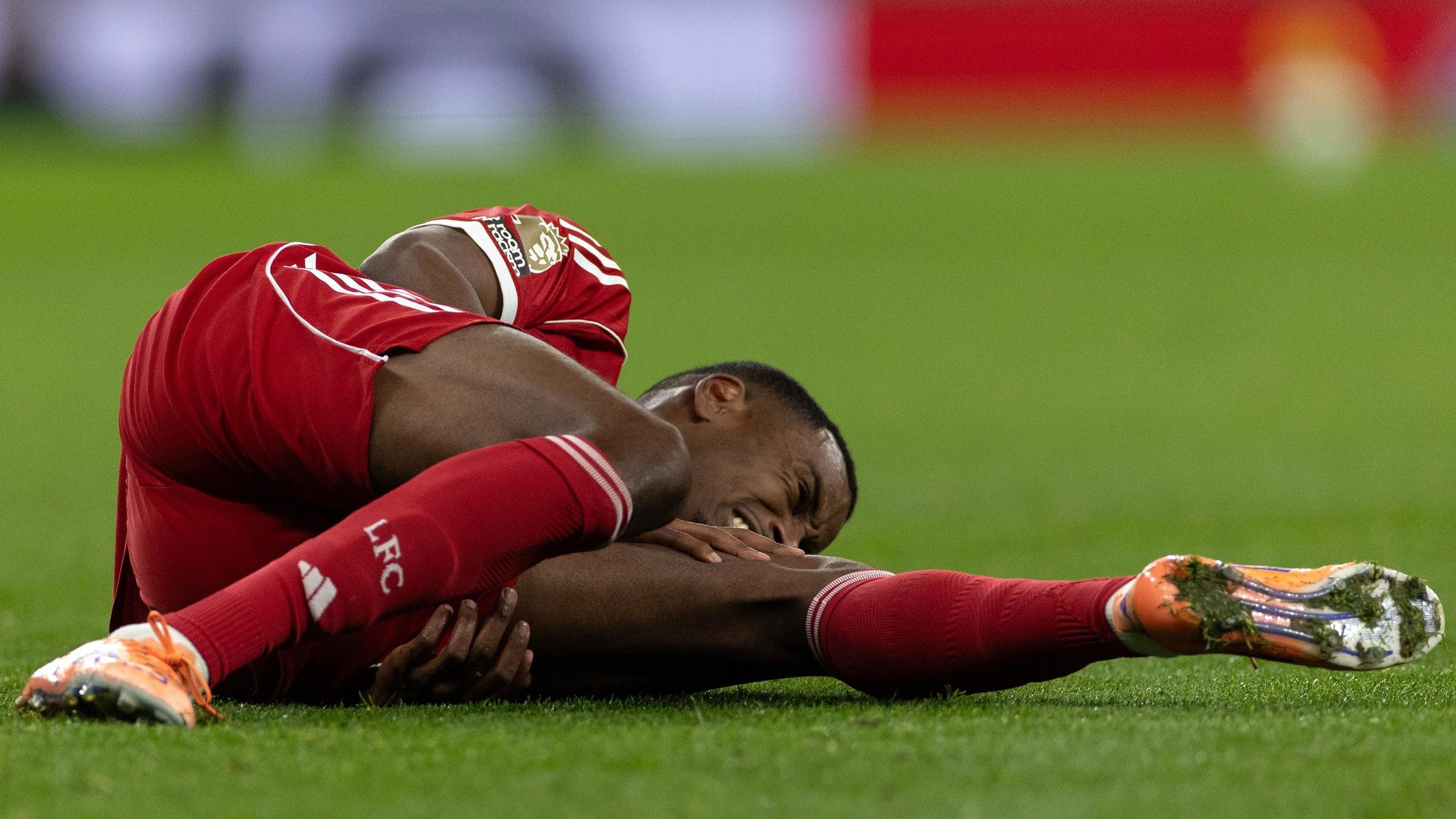 Alexander Isak out for 'couple of months' after 'reckless' tackle - Arne  Slot - BBC Sport