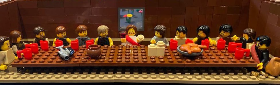 Тайная вечеря изображена в Lego