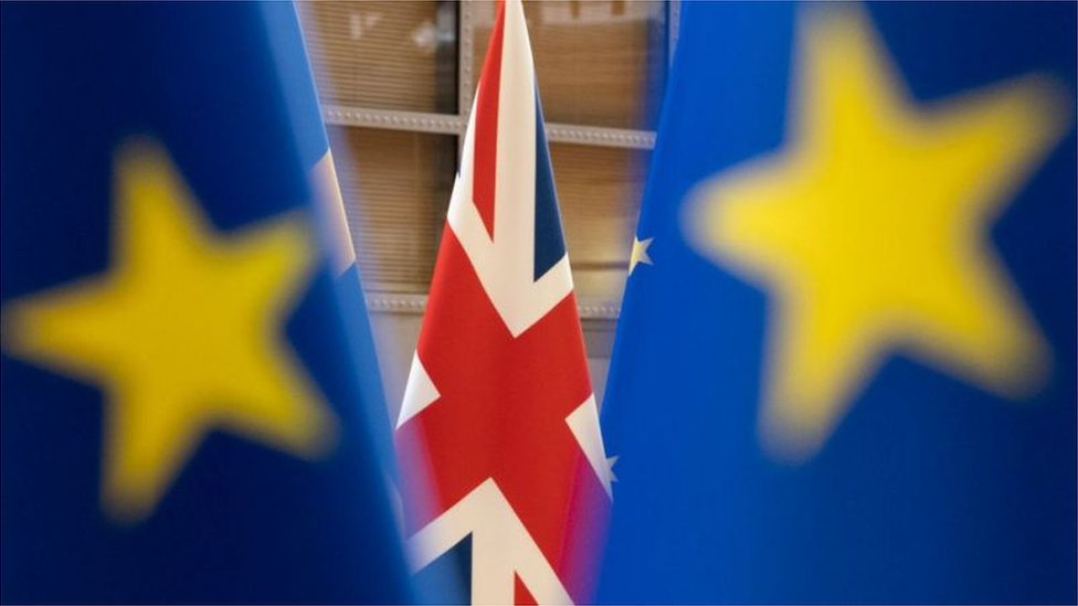 Флаги Европы и Великобритании