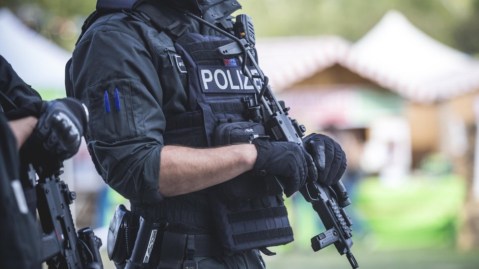 Офицер полиции Германии