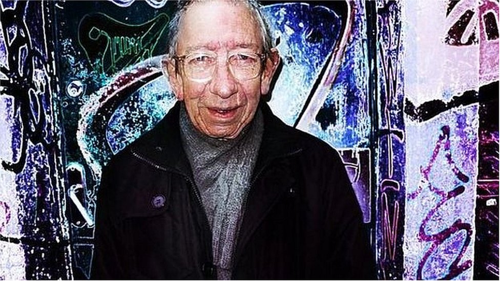 Дерек Серпелл-Моррис, 73 года, он же DJ Derek