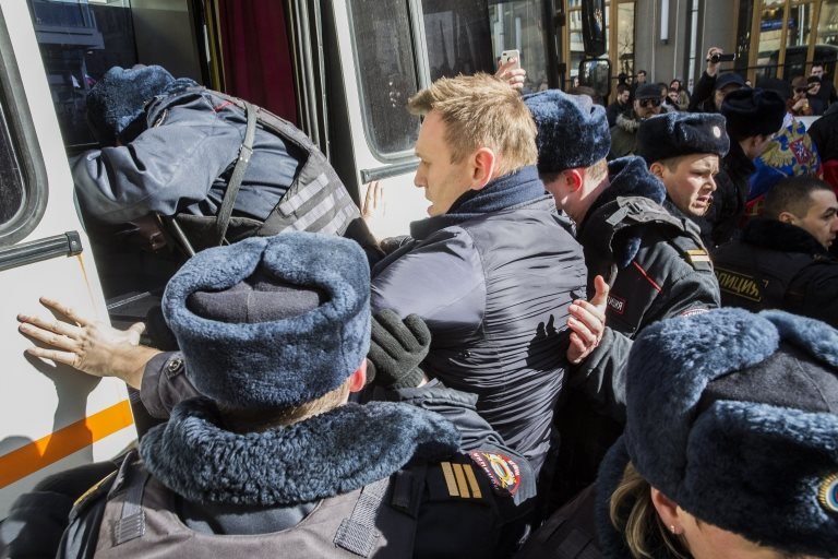 Навальный протесты