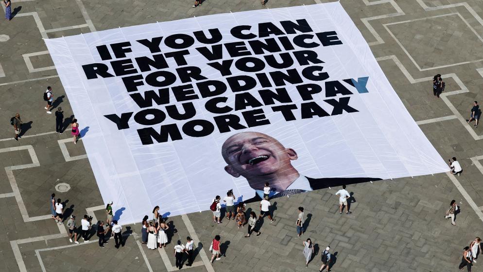 Bezos Venice Wedding: Glamour, Protests & City Divide 4 Jeff Bezos wedding: Venice protestors claim 'enormous victory' after venue change