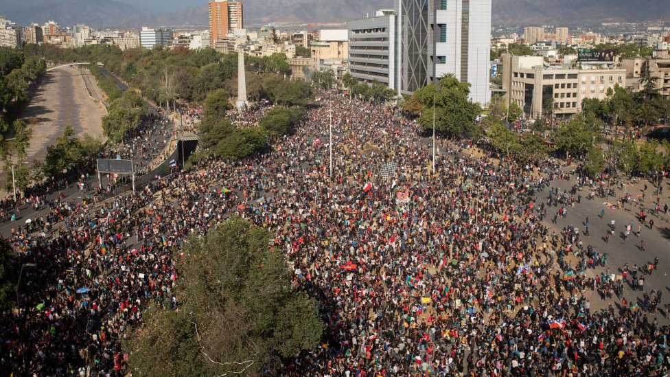 Santiago'da 2019 yılında yapılan kitlesel bir gösteri