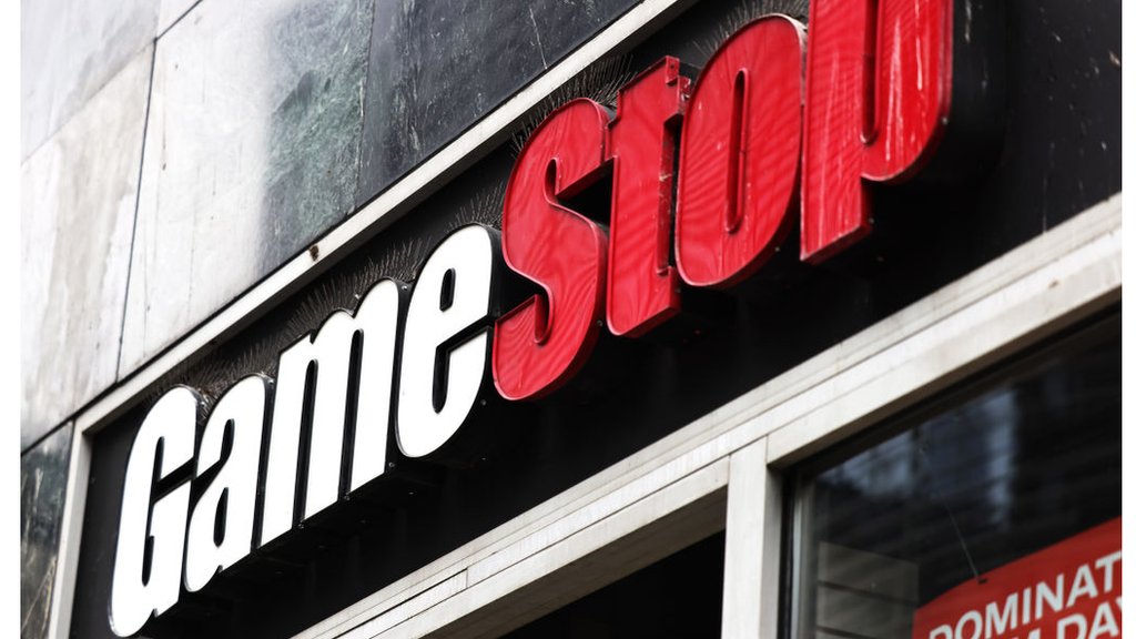 GameStop: Trading apps block buyers as investors battle Wall Street