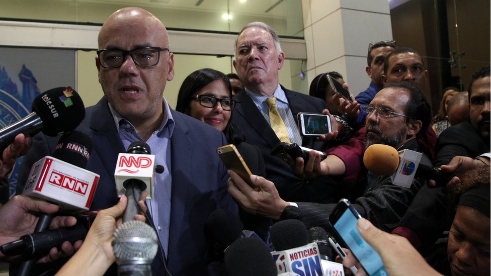 Jorge Rodríguez, alcalde del municipio Libertador de Caracas, encabezó la delegación del gobierno de Maduro. Jorge Rodríguez, alcalde del municipio Libertador de Caracas