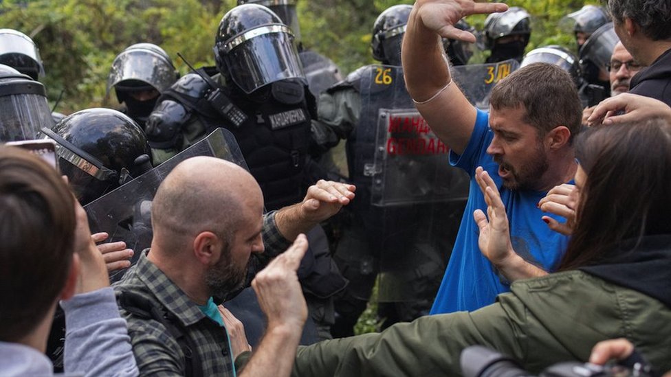 Sukob policije i aktivista