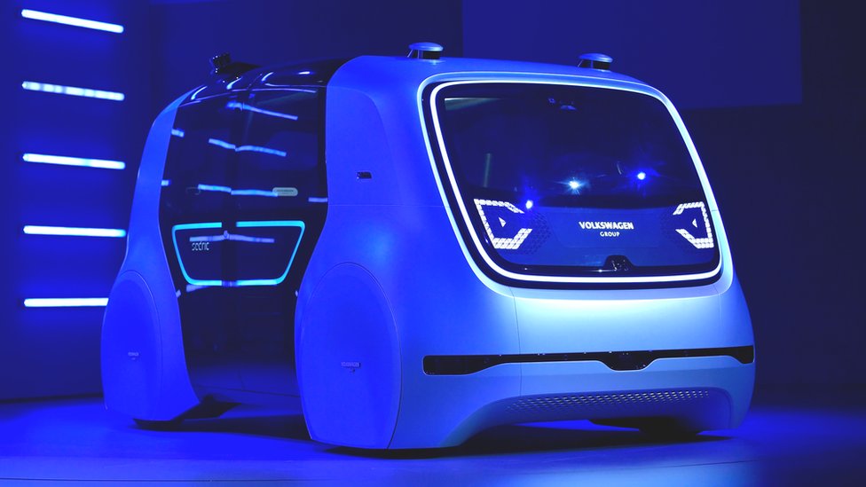 Varias empresas están desarrollando autos sin conductores. Auto sin conductor