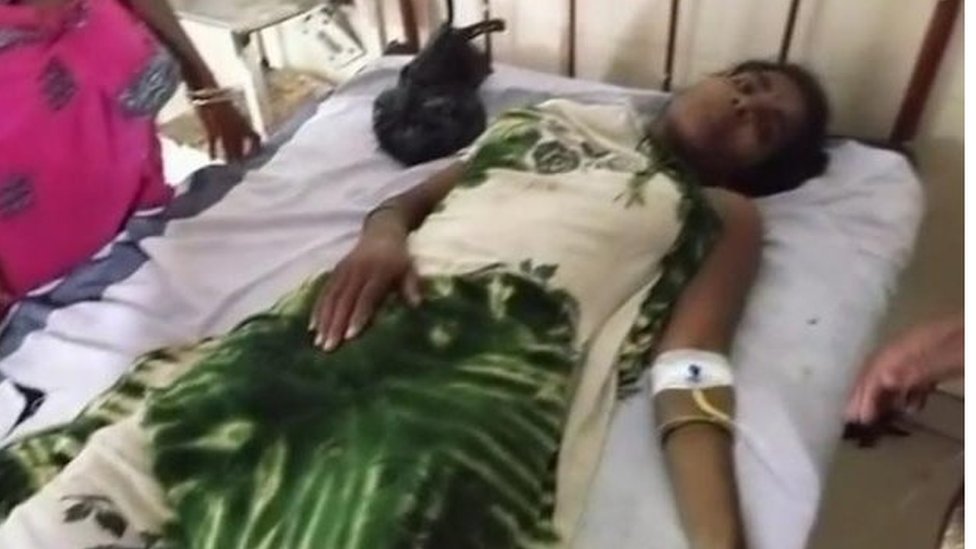Madhya Pradesh: India mum injured fighting to save baby from tiger - BBC  News